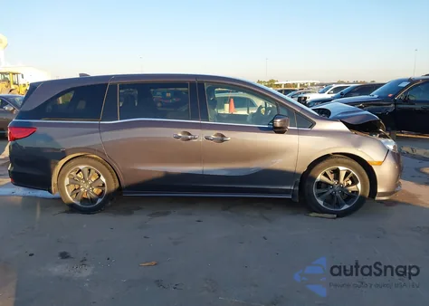 2023 Honda Odyssey Elite z USA, uszkodzony, nr VIN 5FNRL6H90PB069691